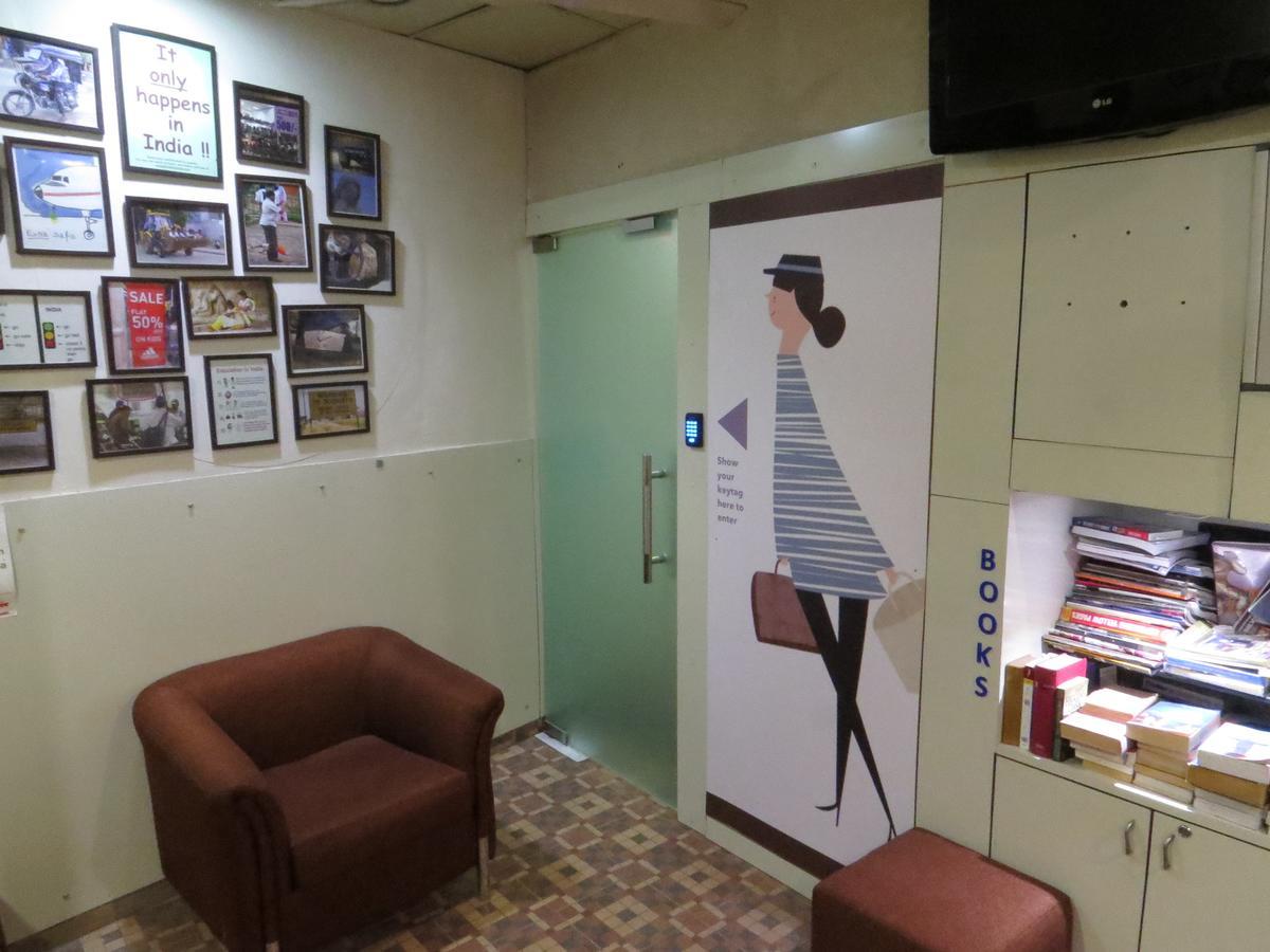 Smyle Inn - Best Value Hotel Near New Delhi Station Eksteriør bilde