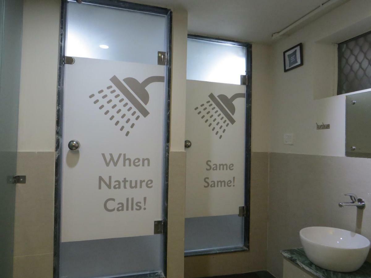 Smyle Inn - Best Value Hotel Near New Delhi Station Eksteriør bilde